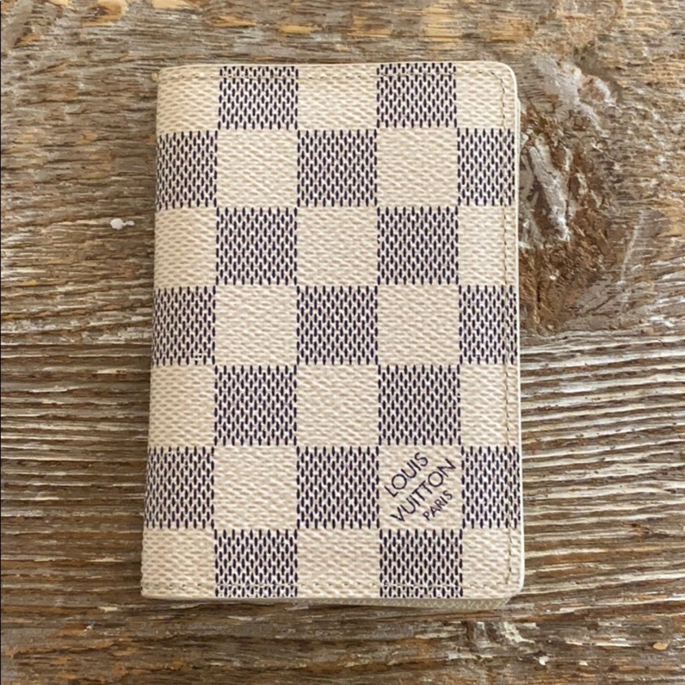 Louis Vuitton Demier Azur credit card wallet